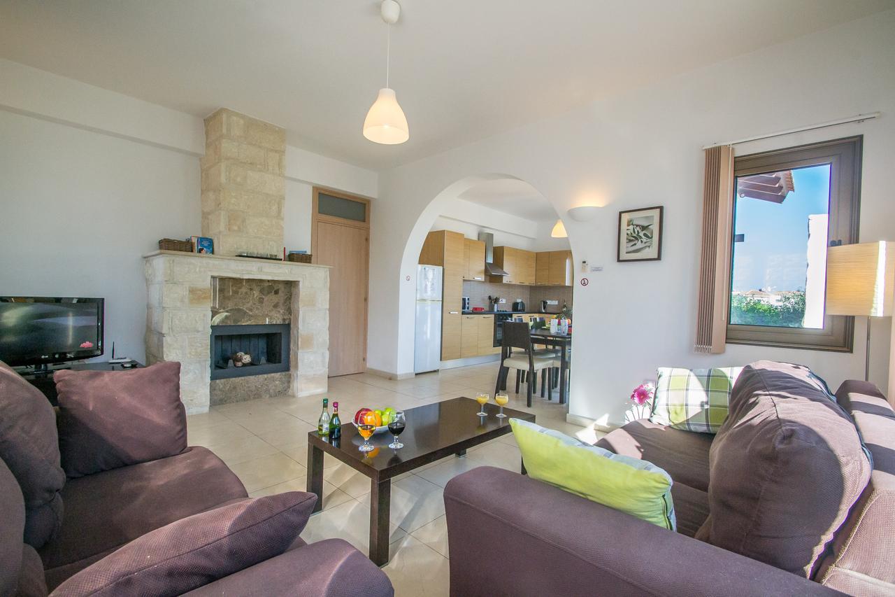 Rada'S Vacation Home Ayia Napa Ngoại thất bức ảnh