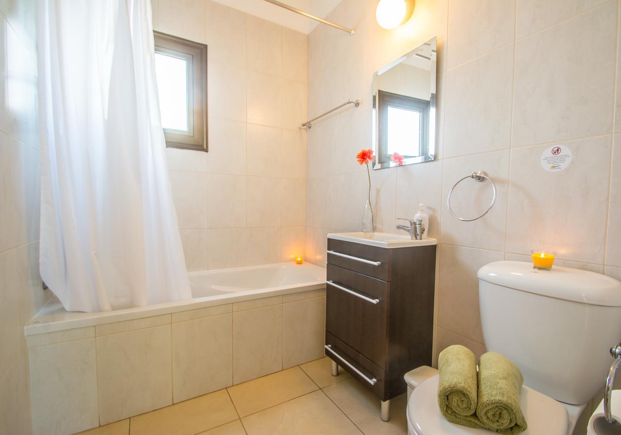 Rada'S Vacation Home Ayia Napa Ngoại thất bức ảnh