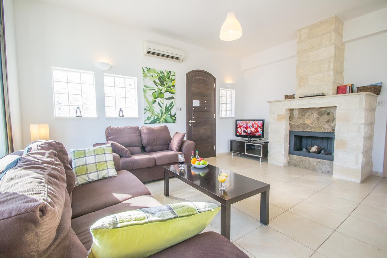 Rada'S Vacation Home Ayia Napa Ngoại thất bức ảnh